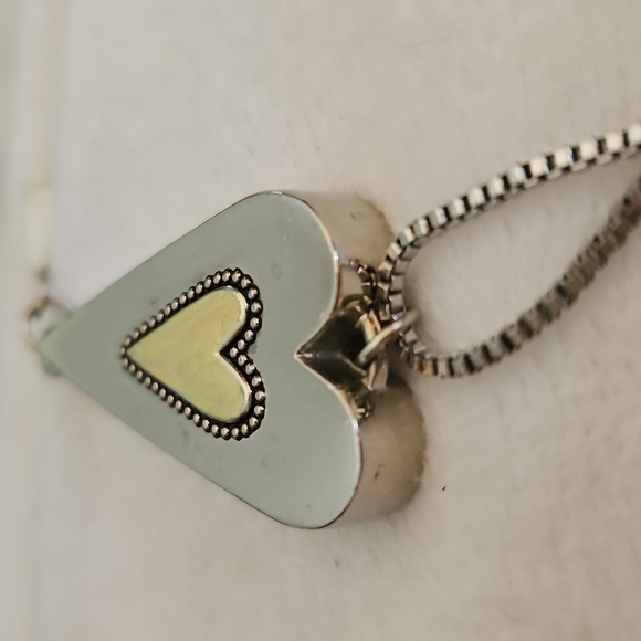 EMILY ROSENFELD Heavyweight Double Sided Heart Pendant Box Chain Necklace - Picture 8 of 9